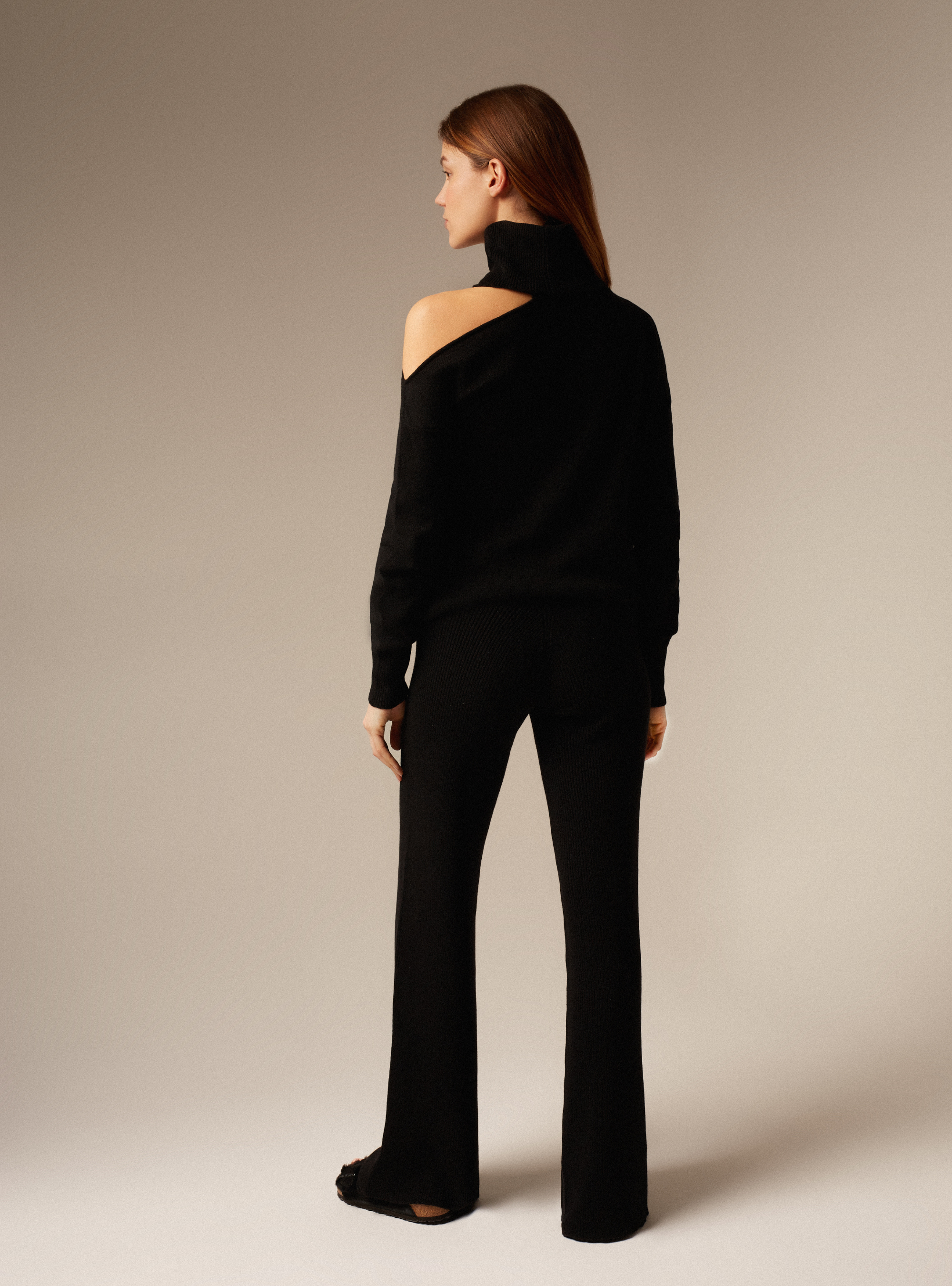 Black cashmere turtle neck cut out jumper Back- ABBIE