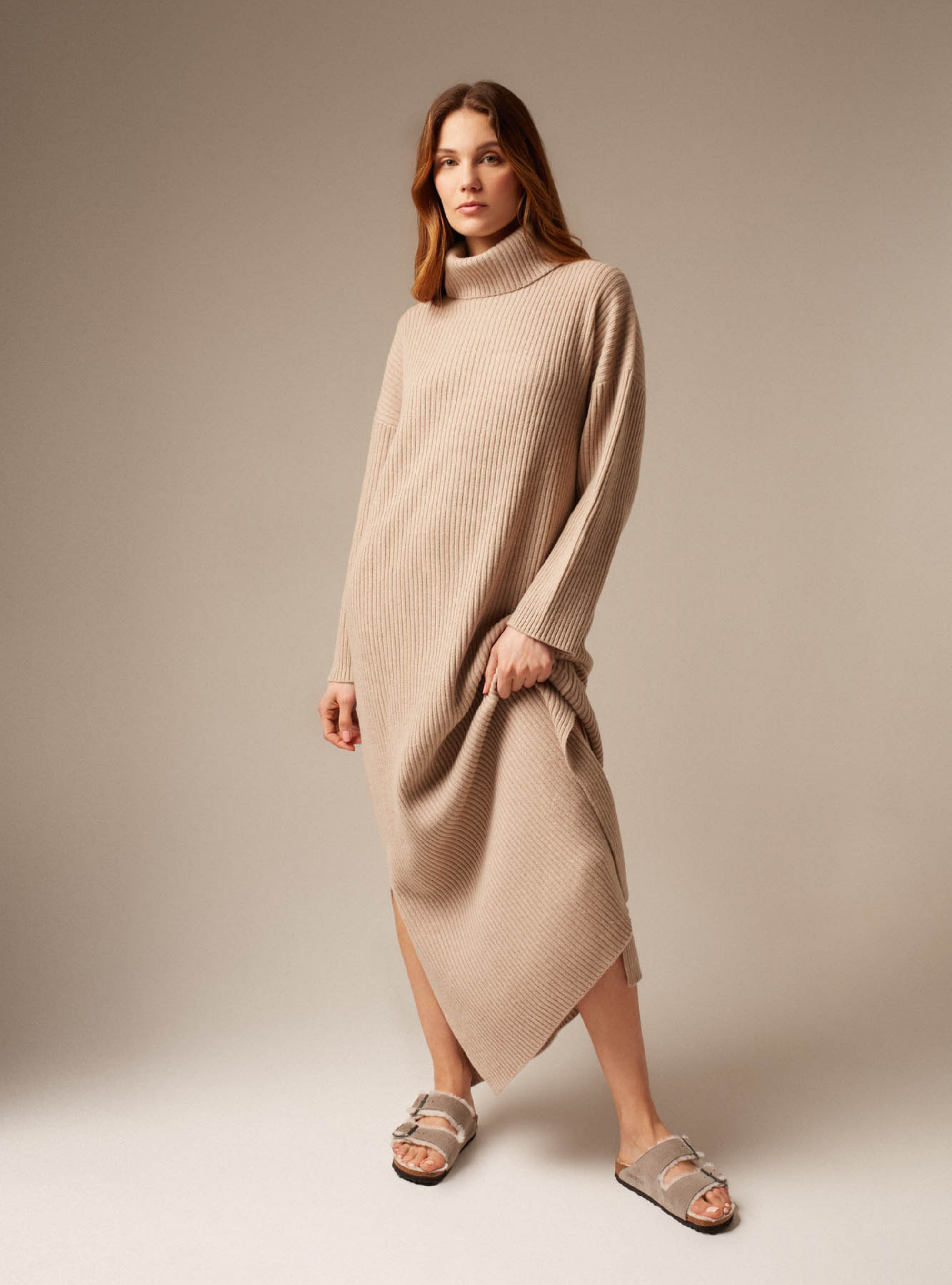 Elegant Roll neck side slit cashmere wool dress Sand